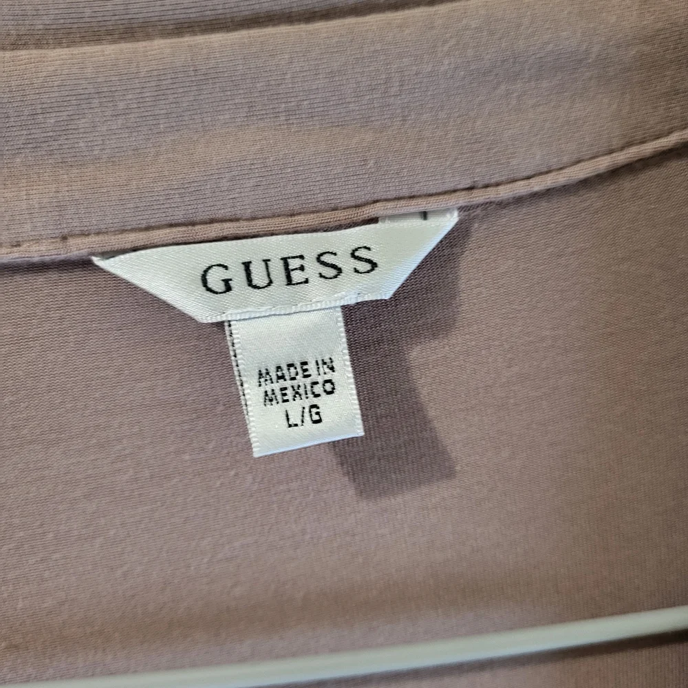 Guess Mauve Button Down Shirt - Picture 3 of 3